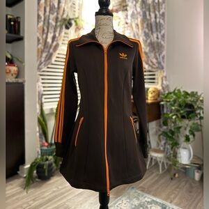 Vintage 00s RARE Adidas brown and orange long jacket